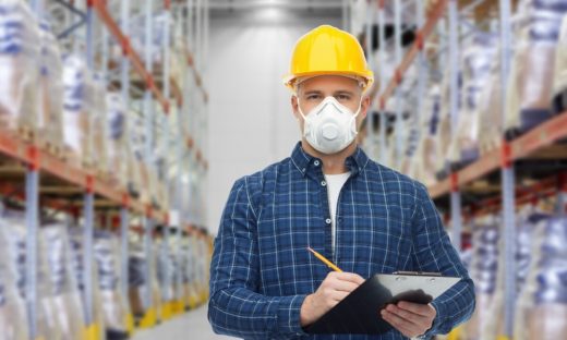 Mascherine al lavoro, oggi la decisione