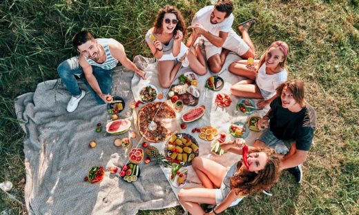 Picnic: ritorna la moda dei pranzi sull'erba. Il 18 giugno la giornata mondiale