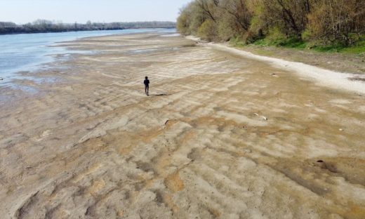 Allarme siccità: quota record di avanzamento del mare nel delta del Po