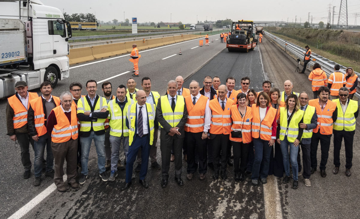 Autostrade del futuro: l'asfalto hi-tech si fa anche con i giocattoli usati