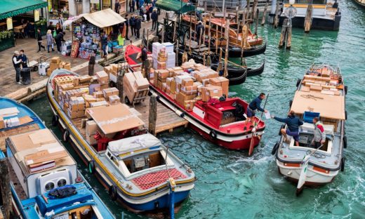 Bonus patente per il lavoro dei giovani. Tagliate fuori laguna di Venezia e laghi