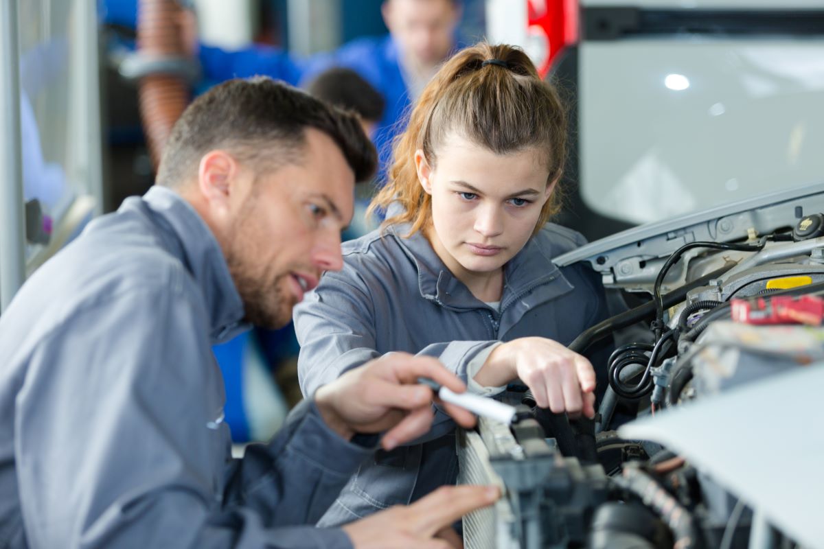 La scuola del futuro punta su tecnici e professionali