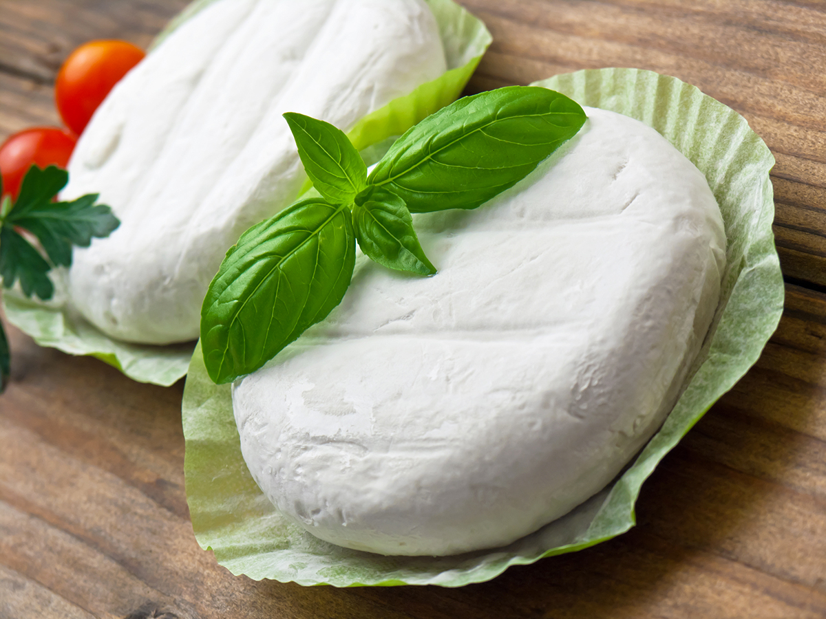 Rischio salmonella: alcuni formaggi ritirati dai supermercati