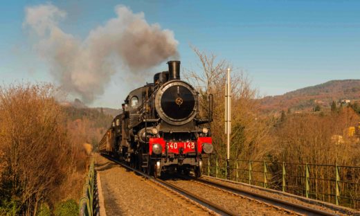 L’Italia riscopre il piacere del viaggio lento: l’era d’oro del treno