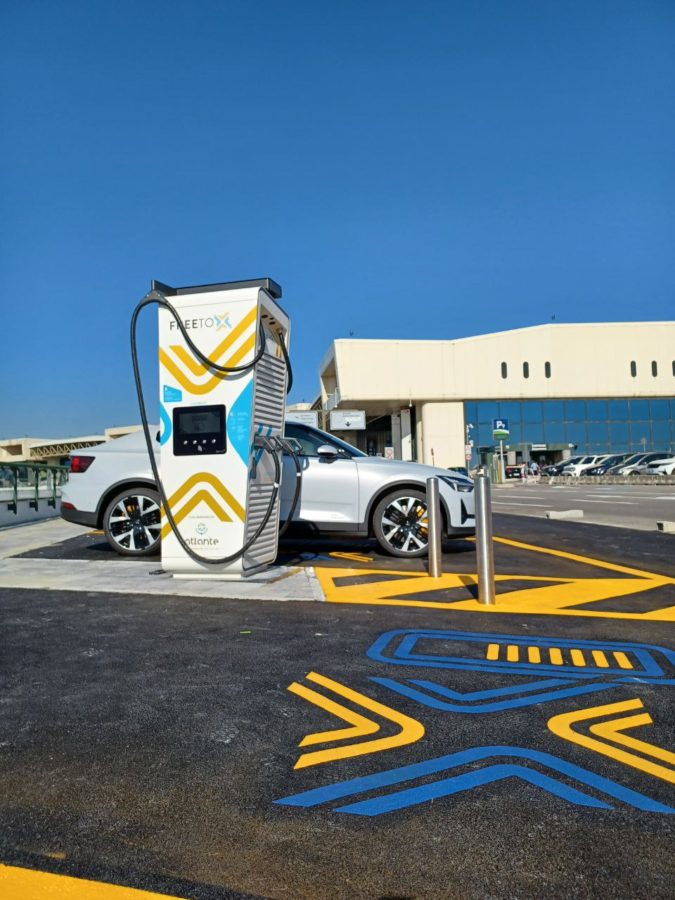 Auto elettriche: colonnine di ricarica ultrafast anche a Malpensa