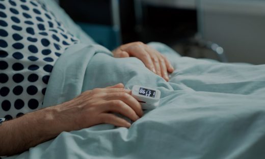 L'influenza intasa gli ospedali: serve più giudizio