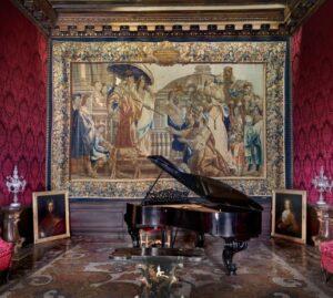 Al via l’asta da Sotheby’s per gli arredi del veneziano Palazzo Volpi