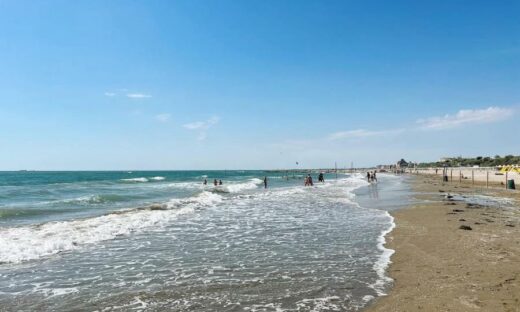 Il mare mangia l’Italia: spiagge e città costiere a rischio