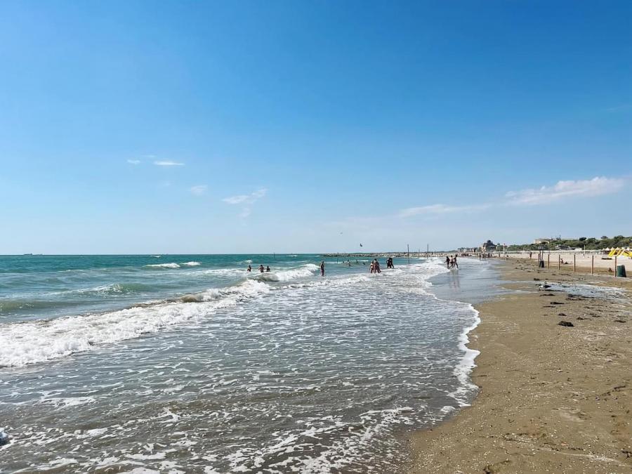 Il mare mangia l’Italia: spiagge e città costiere a rischio