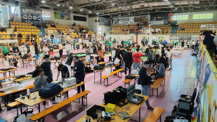 Lo Zuccante di Mestre trionfa ai campionati italiani di robotica