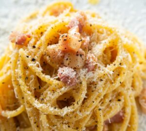 Fake in Italy: Carbonara