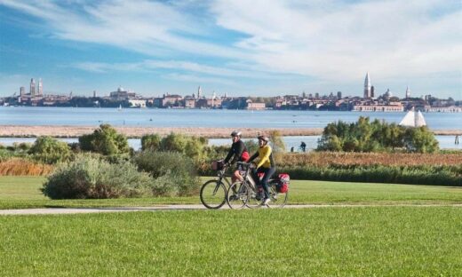 Venezia: San Giuliano si apre alla Laguna con una spiaggia urbana