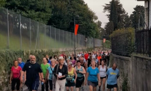 Il sindaco deve dimagrire: tutto il paese corre