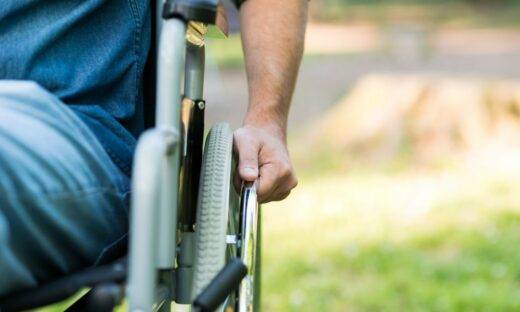 Scoperto il legame tra il virus ‘del bacio’ e la sclerosi multipla