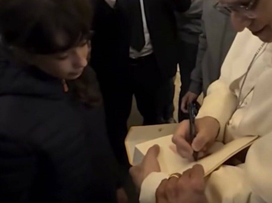 Un Papa americano a Roma: Leone XIV, un Papa tra la gente