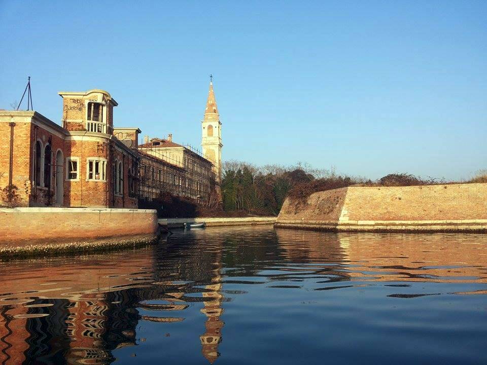 Poveglia rinasce verde: l’isola torna a vivere tra natura, memoria e comunità