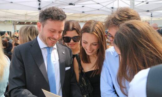 Un prof veneto Cavaliere della Repubblica: l’omaggio degli studenti di Padova