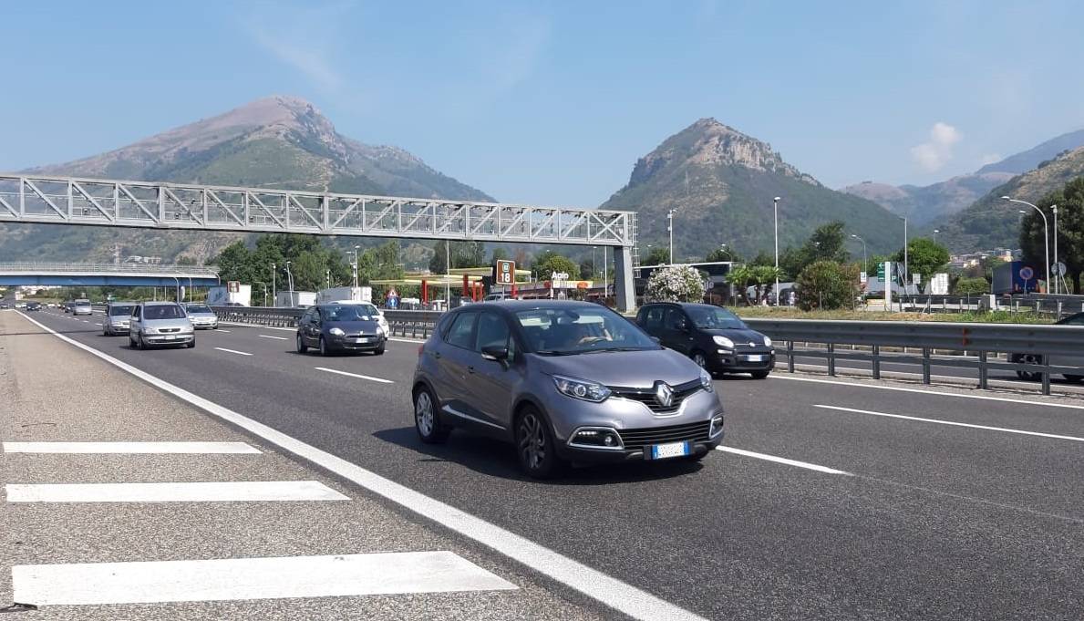 Esodo: oltre 13,2 milioni di auto in strada nel weekend