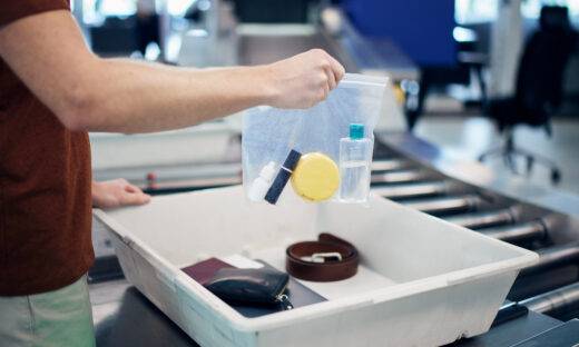 Liquidi nel bagaglio a mano: presto stop ai limiti