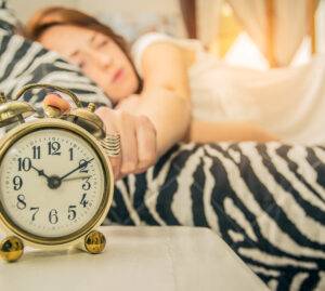 Confusione mentale mattutina? Ecco come si sveglia il cervello