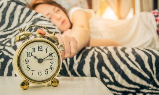 Confusione mentale mattutina? Ecco come si sveglia il cervello