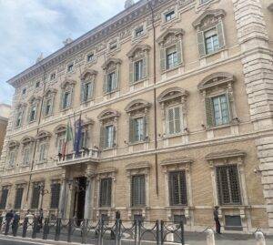 Manovra, volata finale. Con altre novità