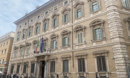 Manovra, volata finale. Con altre novità