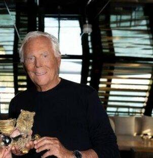Addio a Giorgio Armani. Solo due giorni fa se ne è andato anche Emilio Fede