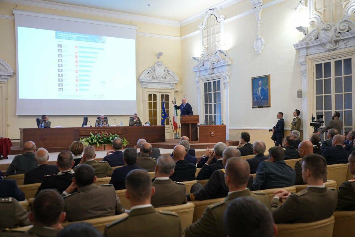 Guerra in Ucraina e Italia: Crosetto sul rischio reale