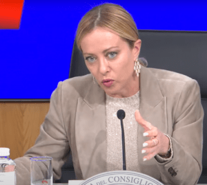 Medio Oriente: l'Italia alza al massimo il livello di protezione aerea