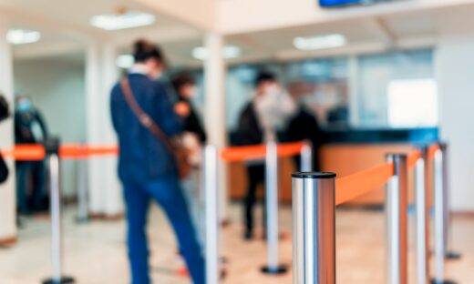 Conti correnti: perché si spende sempre di più e come risparmiare