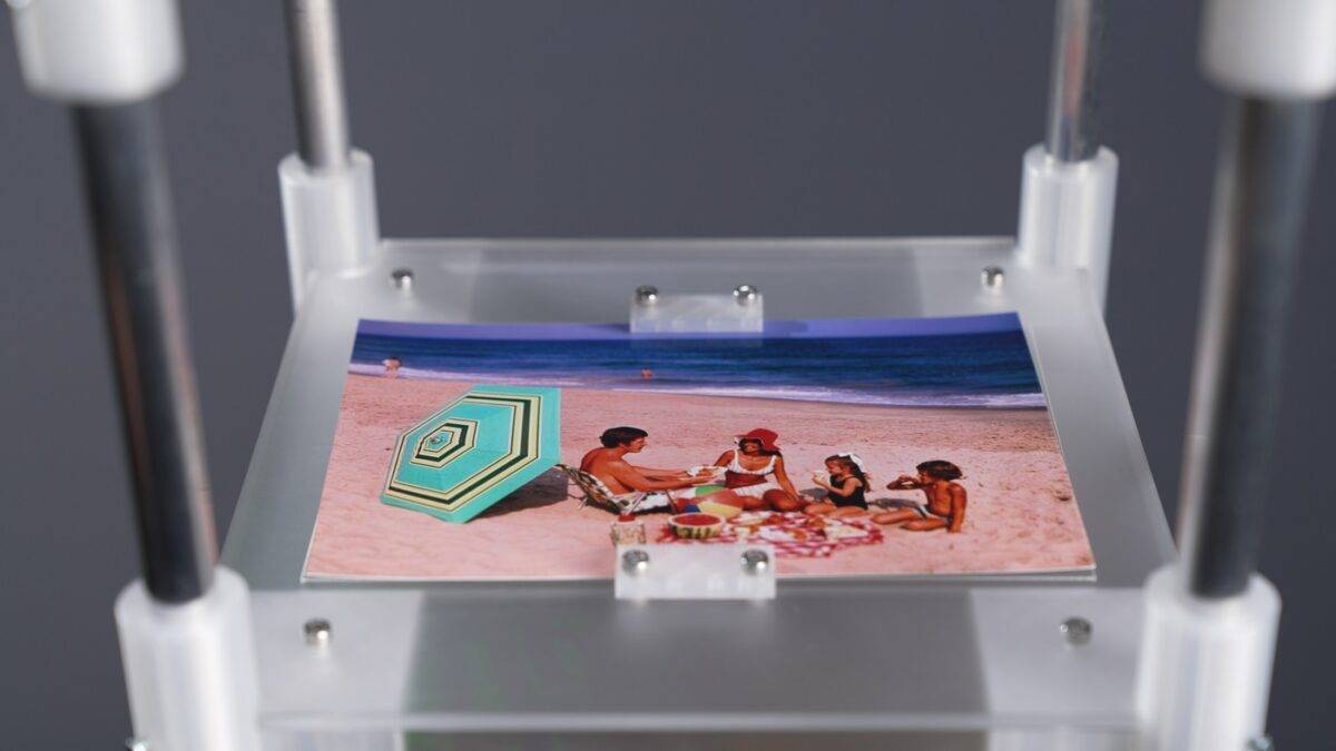 Anche la memoria diventa artificiale: l’Ai che ricava dalle foto il profumo del passato