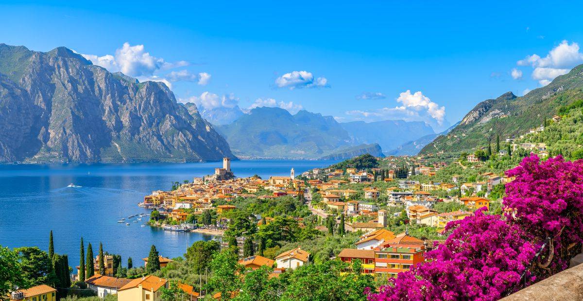 Estate sul Garda, tra acque eccellenti e immagini che ne hanno fatto la storia