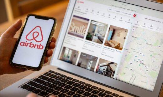 In vacanza non si lavano i piatti: la svolta di Airbnb sugli affitti