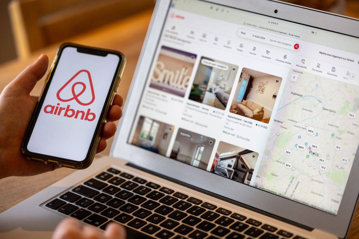 In vacanza non si lavano i piatti: la svolta di Airbnb sugli affitti