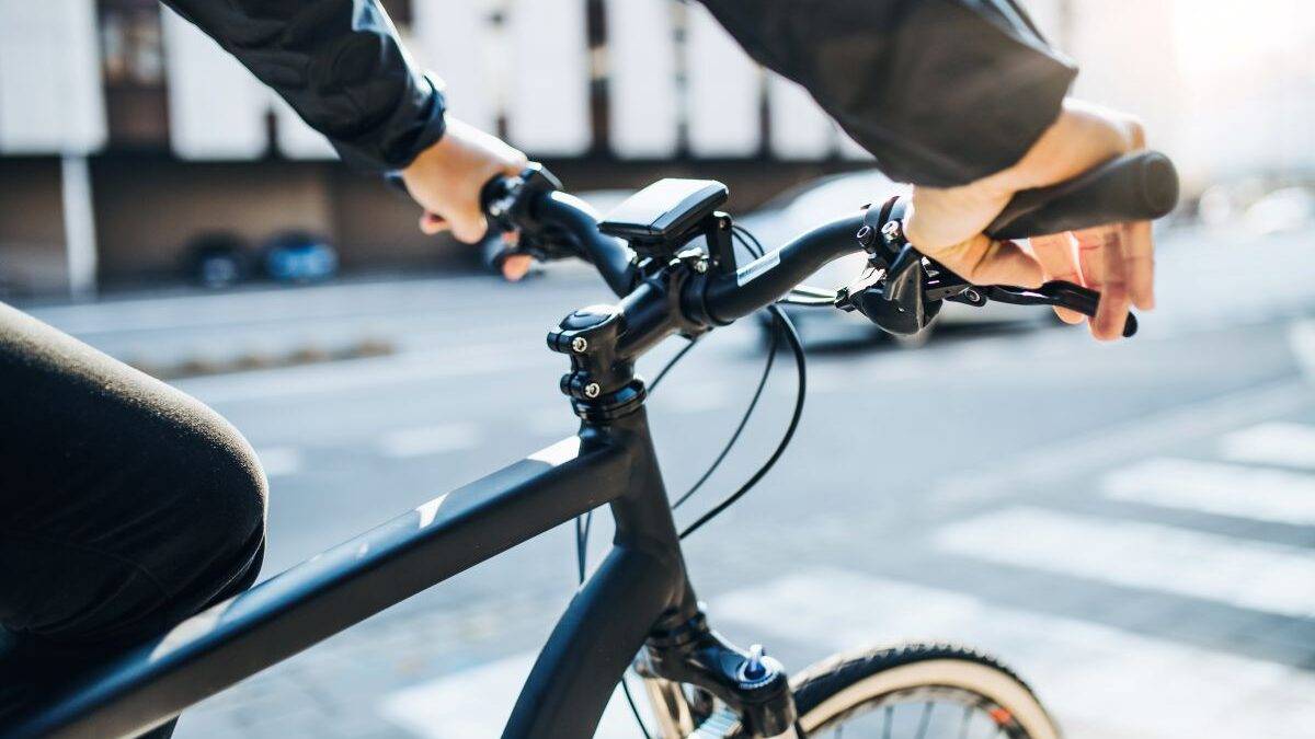 E-bike, arriva il bicivelox: multe fino a 15mila euro